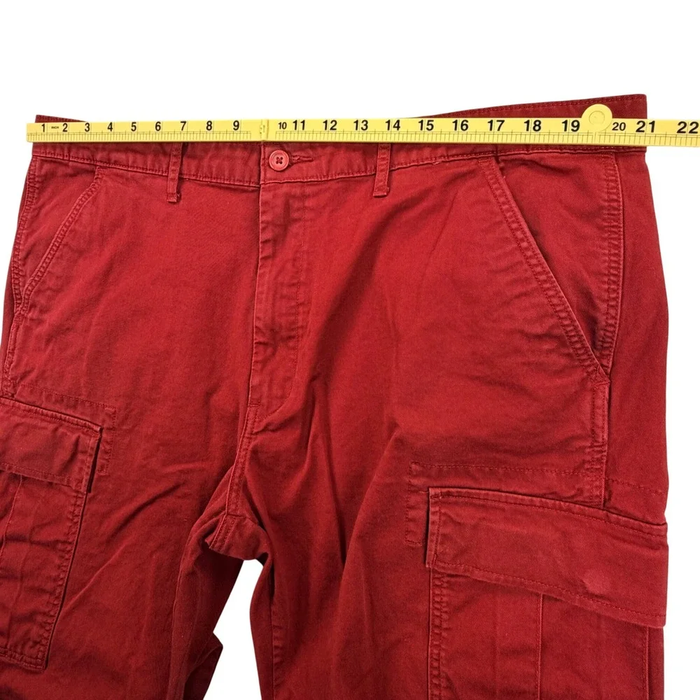 Levis actual measurements